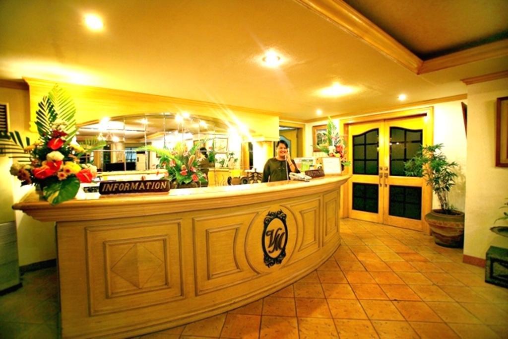 Villa Margarita Hotel Davao Stadt Exterior foto
